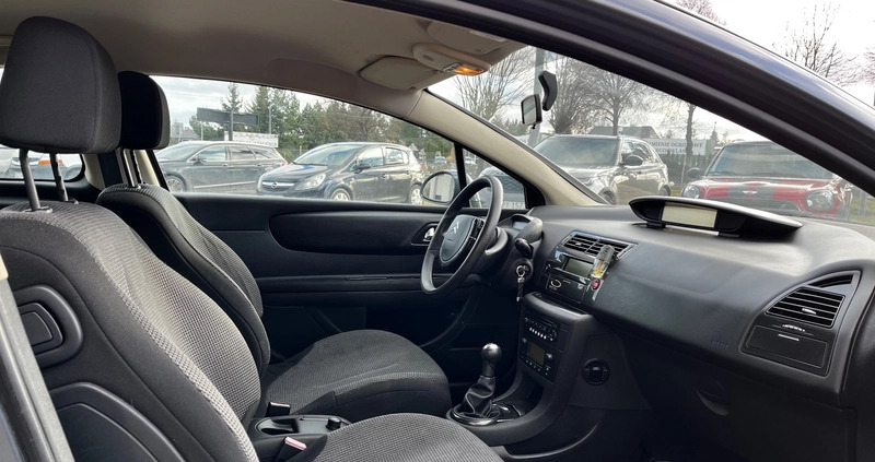 Citroen C4 cena 10700 przebieg: 133400, rok produkcji 2007 z Lubań małe 172